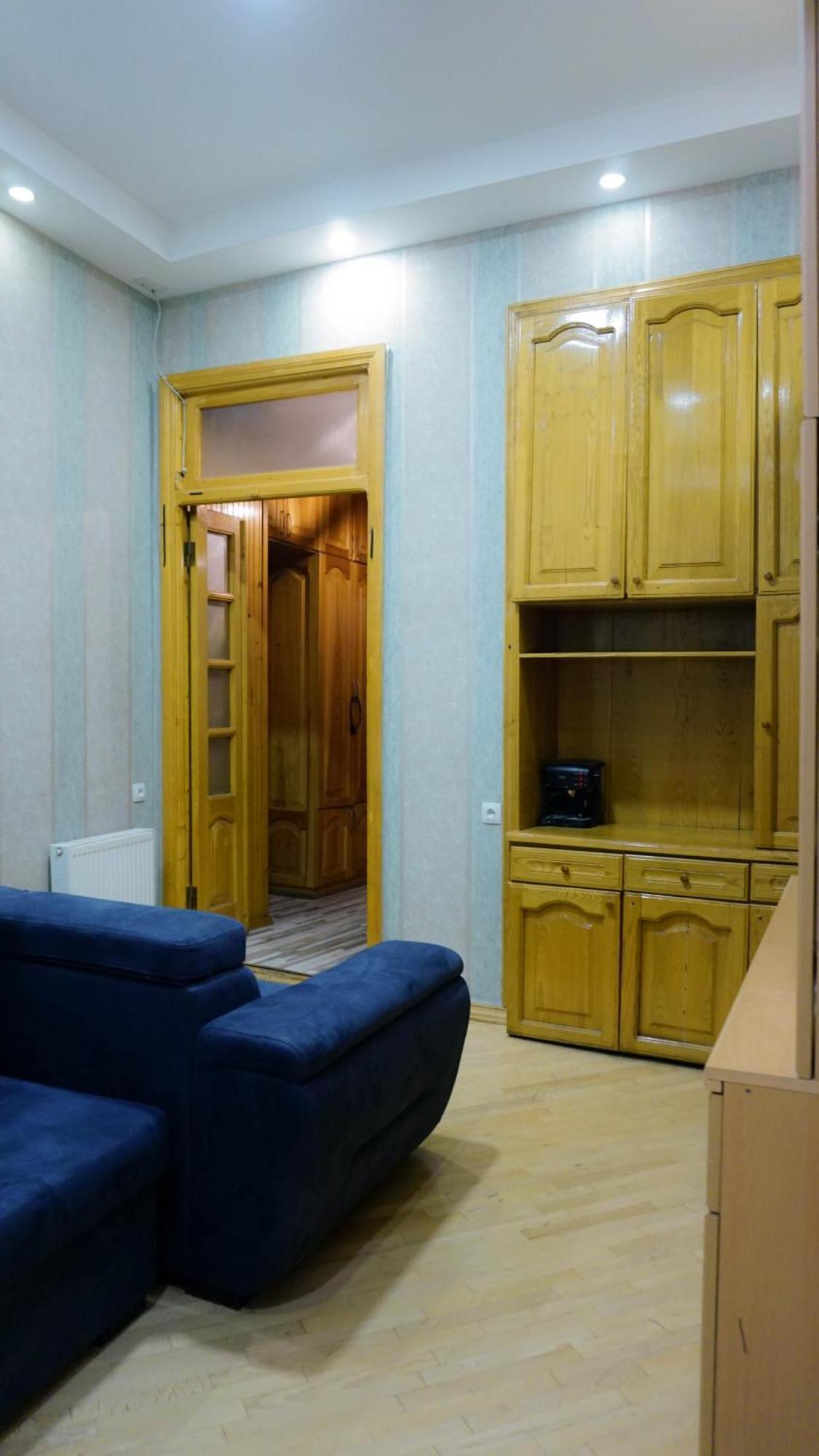 J Square Hostel Tbilisi Exterior foto
